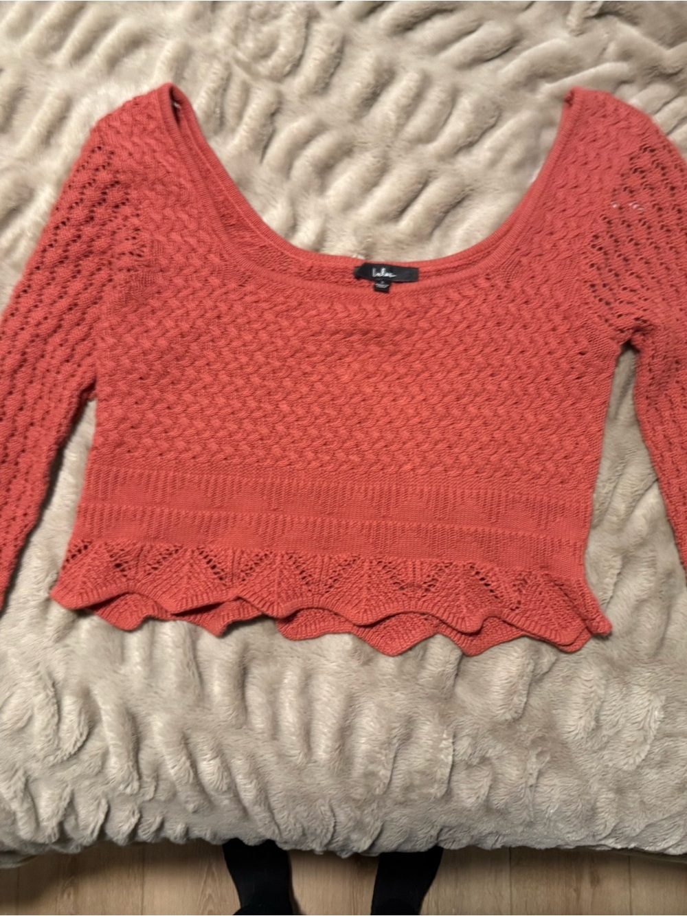 Lulus Rust Crochet Knit Ruffle Hem Crop Sweater – Size Large – Never Worn